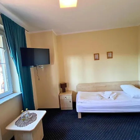 Marina Osrodek Szkoleniowo Wypoczynkowy Affittacamere 3*