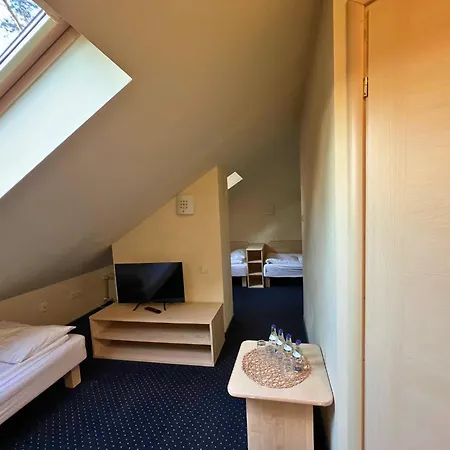 Marina Osrodek Szkoleniowo Wypoczynkowy 3*