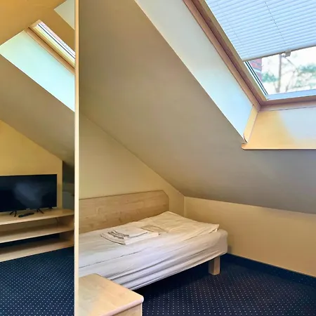 Marina Osrodek Szkoleniowo Wypoczynkowy Affittacamere 3*